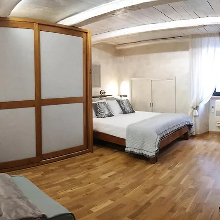 Angoletto Medioevale Apartamento