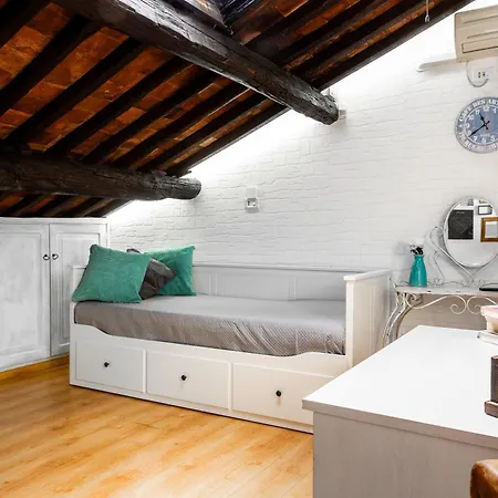 Angoletto Medioevale *