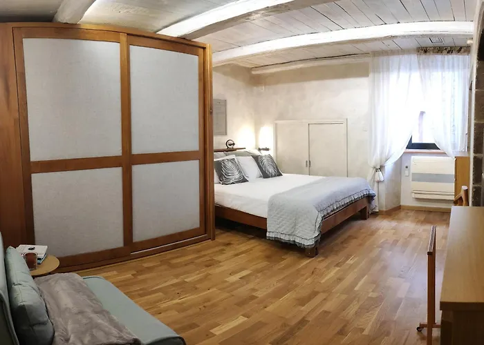 Angoletto Medioevale Apartamento